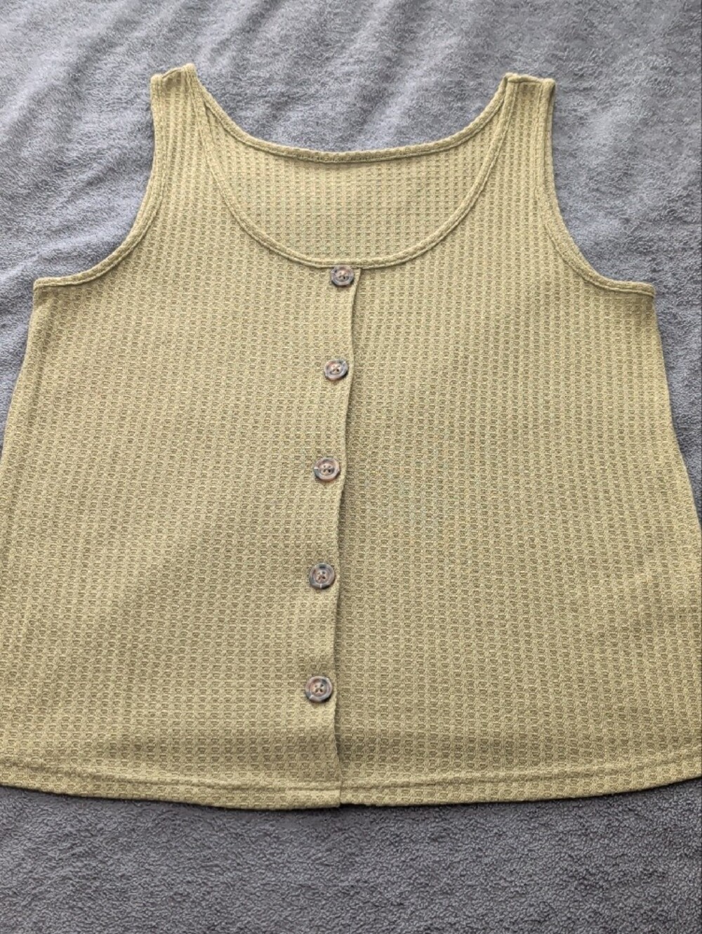 SHEIN Olive Button-Front Ribbed Tank Top - Picture 2 of 4